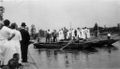 Wie oben erwähnt, führten der Pontonierfahrverein und der Samariterverein Ottenbach zusammen grossangelegte Übungen auf der Reuss durch. Foto von 1937