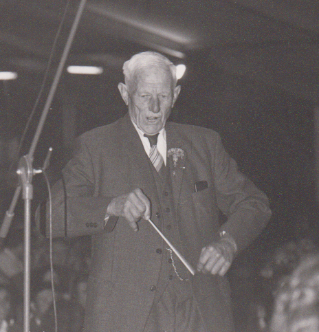 Datei:Scan-38 bearbeitet-2 b hofstetter aeberli j.jpg