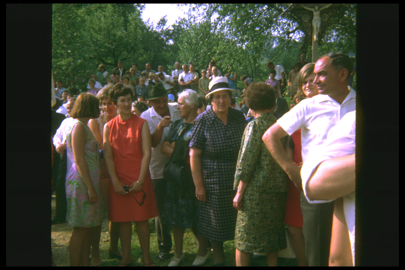 Datei:1375E9C46F0A11DA 6. 7. 1968 Ottenbach D Kinderfest.jpg