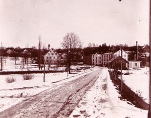 Gescanntes Foto-45 bearbeitet bearbeitet-1 Fotoabzug Winter nach 1911 Fabrik Haas.jpg