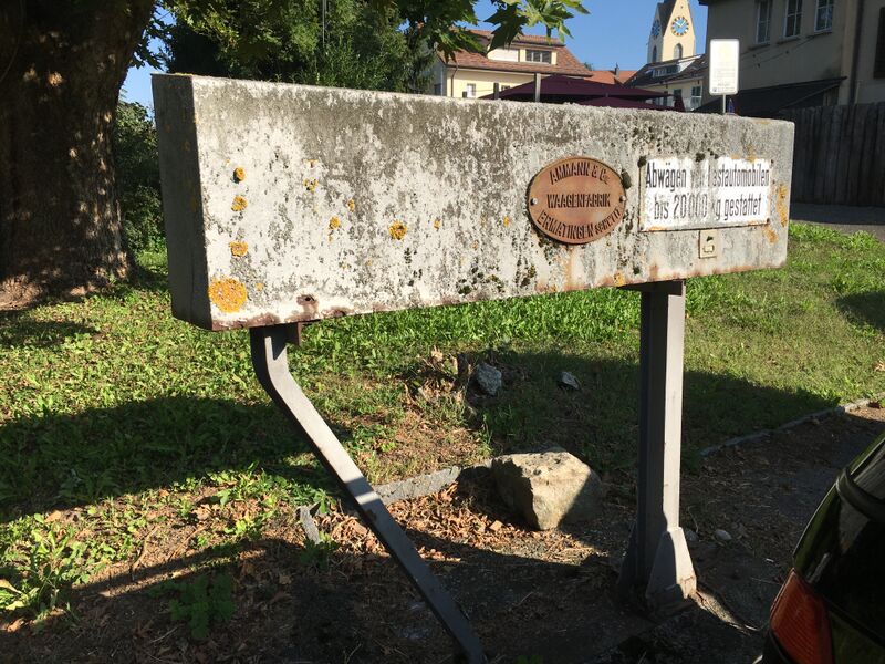 Datei:Brückenwaage post 3 kasten.JPG